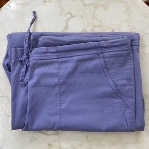 BE PRESENT YOGA CAPRI